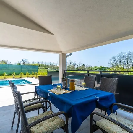 Villa Roza Žminj